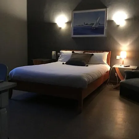 Le Pont Napoleon Hotel Moissac